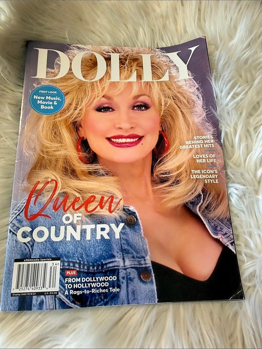 Dolly Queen of Country Magazine Print